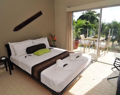 Hotelli Coconut Palms Resort (Port Vila, Vanuatu)