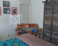 Entire House / Apartment Adorable 2 Bedroom Adobe Cabin On Fishing Property (Reserve, USA)