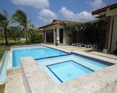 Entire House / Apartment Casa Azul, Directly On Playa Venao, Best Surfing In Panama, Sleeps 6-9+ (Los Asientos, Panama)