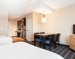 Hotel TownePlace Suites by Marriott Edmonton South (Edmonton, Canada)