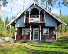 Toàn bộ căn nhà/căn hộ Spacious Cottage On An Island In Lake Puruvesi. (Savonlinna, Phần Lan)