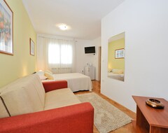 Apart Otel Apartments & Rooms Petra (Zadar, Hırvatistan)