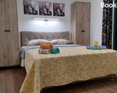 Casa/apartamento entero Holiday House Glorija (Tribunj, Croacia)
