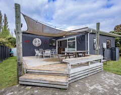 Koko talo/asunto Our Happy Place - Kinloch Holiday Home (Kinloch, Uusi-Seelanti)