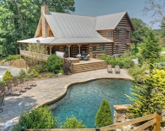 Entire House / Apartment New Listing!! Waterfall Pool & Hot Tub + 4 King Brs+office+minutes To Blueridge (Morganton, USA)