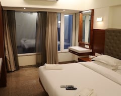 Hotel Milan International (Bombay, India)