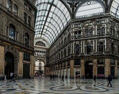 Khách sạn Bohemki: Galleria Umberto Ideg (Napoli, Ý)