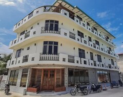 Hotel Maaniya Residence (Maamigili, Islas Maldivas)
