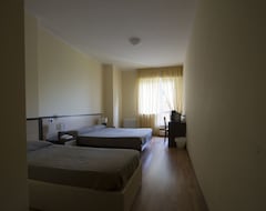 Khách sạn Hotel La Fonte (Osimo, Ý)