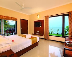 Hotel Leisure Vacations Goldfield Lake Resort (Kumarakom, Indija)