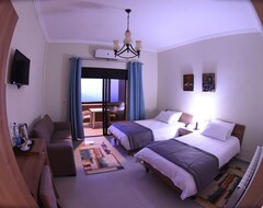 Toàn bộ căn nhà/căn hộ Twin Bed Room With Breathtaking Coast View And Balcony (Miziara, Lebanon)