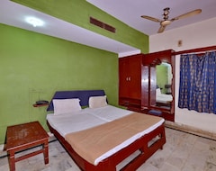 Hotel Aditya Palace (Agra, India)