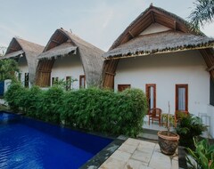 Hotel Jona Bungalow (Jungut Batu Beach, Indonesia)