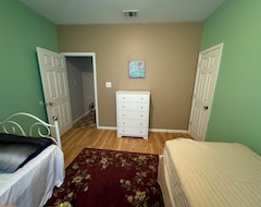 Casa/apartamento entero Spacious 3 Bedroom Home 1 Acre Unlimited Fast Wifi (St. Francisville, EE. UU.)