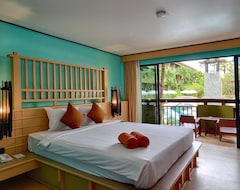 Hotel Phuket Island View (Karon Beach, Thailand)