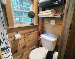 Casa/apartamento entero Shiner Shack Cabin. A Rustic Experience In A Great Location! (Newport, EE. UU.)