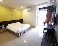 Hotelli Kiara Inn Hotel (Bahau, Malesia)