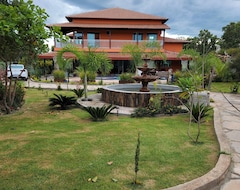 Toàn bộ căn nhà/căn hộ Two-story House With Sauna, Swimming Pool, Whirlpool, Soccer Field, Barbecue Etc. (Aruanã, Brazil)
