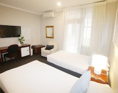 Khách sạn Hotel Bondi (Sydney, Úc)