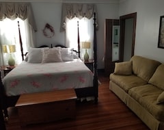 Entire House / Apartment 7 Br Manor Near Appomattox And Lynchburg For Events And Family (Lynchburg, USA)