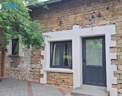 Gæstehus Pod sharenata sianka (Krushuna, Bulgarien)