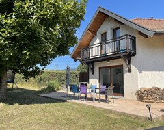 Koko talo/asunto Family House Near Annecy And Its Lake (Metz-Tessy, Ranska)