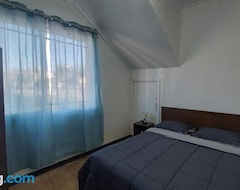 Entire House / Apartment Casa Grande En Recreo (Viña del Mar, Chile)