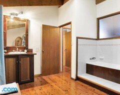 Entire House / Apartment Ecoliving At Kuranda Treehouse (Kuranda, Australia)
