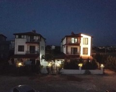 Bazyel Apart Otel (Ezine, Türkiye)