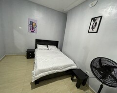 Koko talo/asunto Travelhome: Spacious And Affordable One Br Apartment. (Lekki, Nigeria)