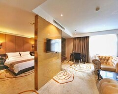 Hotel Shengshi Luoma Holiday (Zhengzhou, China)