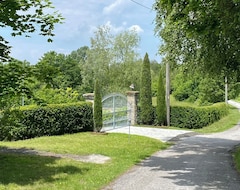 Casa/apartamento entero encantadora villa de piedra con el lago de natación y cancha de tenis (Cissone, Italia)