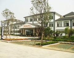 Hotelli Zhisheng Hot Spring Tourism Resort (Yinan, Kiina)
