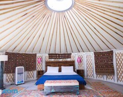 Khu cắm trại Roomy Yurts, Gulmit Hunza (Shigar, Pakistan)