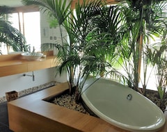 Toàn bộ căn nhà/căn hộ 110sqm Modern Bright Designer Apartment With Zen Dream Bathroom And Steam Shower (Berneck, Thụy Sỹ)
