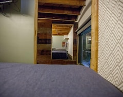 Hotel Podshare East Hollywood (Los Angeles, USA)