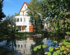 Koko talo/asunto Villa Le Krimmeri On The Banks Of The Rhine Tortu 9 People 4 Bedrooms (Strasbourg, Ranska)