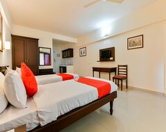 Khách sạn OYO 16663 Plaza Suites Hotel (Kottayam, Ấn Độ)