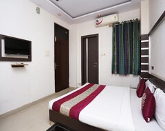 OYO 22253 Hotel Kanha Palace (Kota, Hindistan)