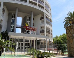 Casa/apartamento entero 5 Minutes Walk From Port Aventura, Ferrari Land And La Playa. Free Wi-fi (Salou, España)