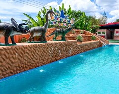 Trang Villa Hotel And Water Park (Trang, Tailandia)