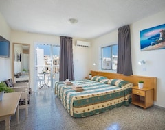 Christabelle Hotel Apartments (Ayia Napa, Cypern)
