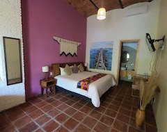 Khách sạn Hotel Boutique Sol Y Luna Spa (Chapala, Mexico)