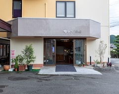 Khách sạn Oyo 44604 Business Hotel Kameya (Kainan, Nhật Bản)