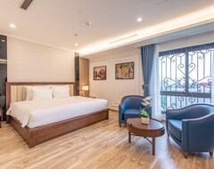 Reyna Luxury Hotel (Hanoi, Vietnam)