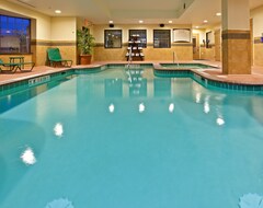 Toàn bộ căn nhà/căn hộ Equipped Suite Just 15 Minutes From Indianapolis International Airport | Pool + 24h Gym (Indianapolis, Hoa Kỳ)