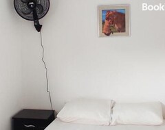 Entire House / Apartment Hermoso Apartamento Servicios Y Garaje (Florencia, Colombia)
