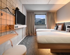 Hotel Moxy Sion (Sion, Switzerland)