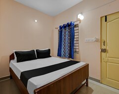 Khách sạn Oyo S.v.b.r Hotel (Bengaluru, Ấn Độ)