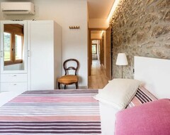 Hele huset/lejligheden Apartment Cal Ton With Mountain View, Shared Garden And Air Conditioning (San Quirico Safaja, Spanien)